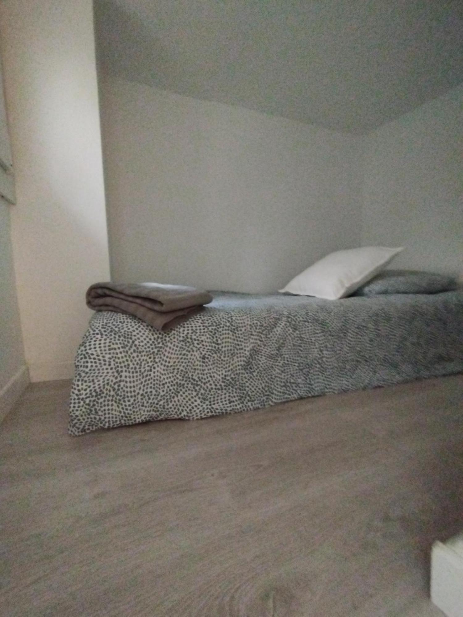 Studio 17M2 St Germain Des Pres Paris Luaran gambar
